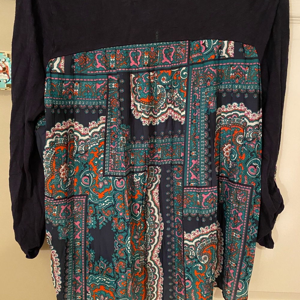 Pocket Long Sleeve With Pattern Back - image 2